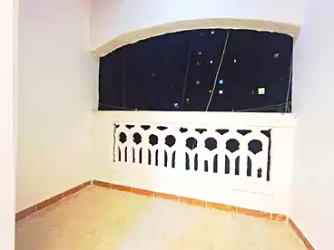 Apartments For sale in Khaled Ibn El Waleed St., Miami, 135 sqm
