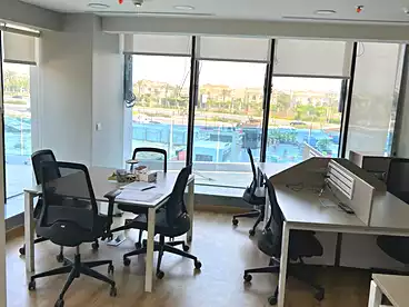 إداري للإيجار في بولاريس مول - كي في ار دي، كمبوند بالتجمع الخامس، 82 متر