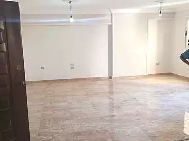 عقارات للإيجار في شارع مرتضي باشا، جناكليس، 100 متر