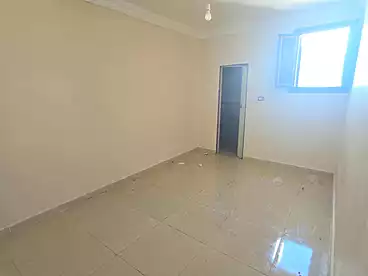 شقق للبيع في شارع جمال عبد الناصر، سيدي بشر بحري، 130 متر