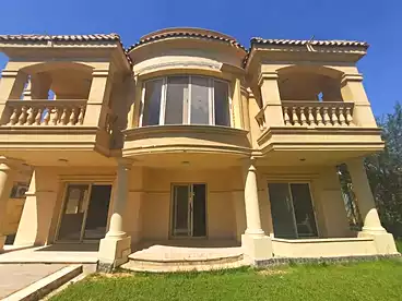 Villas For rent in Green Hills Compound, Compounds in 6 October, 450 sqm