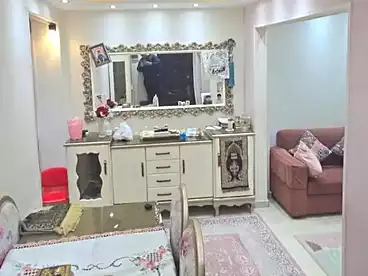 شقق للبيع في شارع أدفو، كامب شيزار، 80 متر
