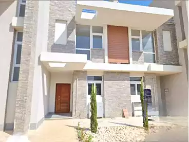 Town House For rent in Mamsha AlMaqsad - City Edge, R3, 405 sqm