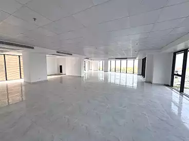 Offices For rent in Northern 90th St., 90th Street, 317 sqm