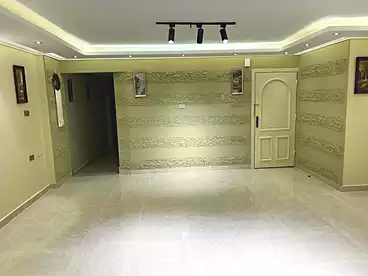 شقق للبيع في شارع مصطفي صفوت، حلوان الشرقية، 200 متر