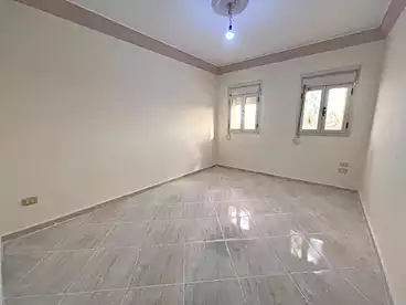 شقق للبيع في محرم بك، الاسكندرية، 157 متر