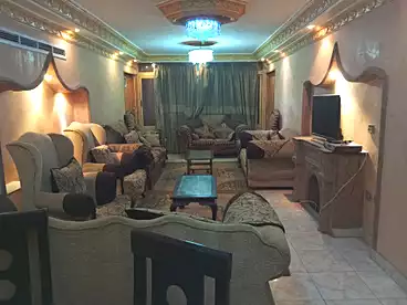 شقق للبيع في شارع العشرين، فيصل، 150 متر