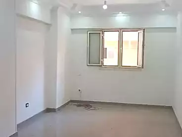 شقق للبيع في شارع محمود العيسوي، سيدي بشر بحري، 130 متر