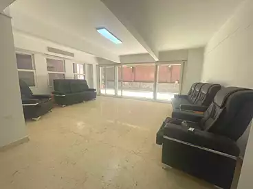 عقارات للإيجار في شارع محمد مظهر، الزمالك، 210 متر
