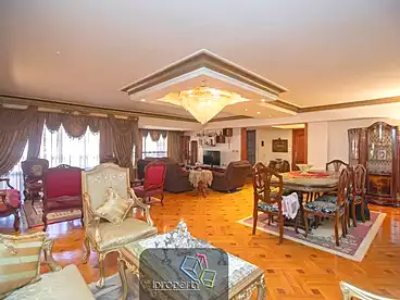 Apartments For rent in El Sultan Hussein St., Mahta El Raml, 240 sqm