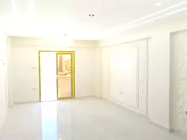 Apartments For sale in El Hanouvel, Al Agamy, 120 sqm