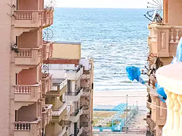 Apartments For sale in Shatee El Nakheel, Al Agamy, 90 sqm