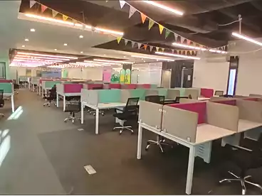 مقر إداري للإيجار في التحرير، وسط البلد، 940 متر