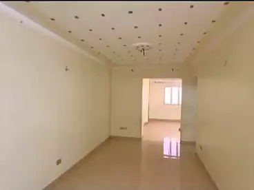 عقارات للإيجار في شارع الزهراء، عين شمس الشرقية، 110 متر