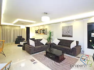 Apartments For rent in Mohammed Fawzi Moaz St., Smouha, 310 sqm