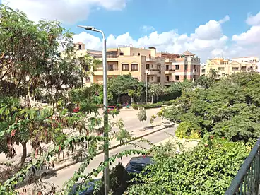 في شارع 1، الحي الثاني، 200 متر
