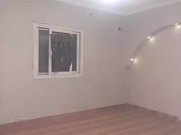 عقارات للإيجار في اللبيني، فيصل، 135 متر