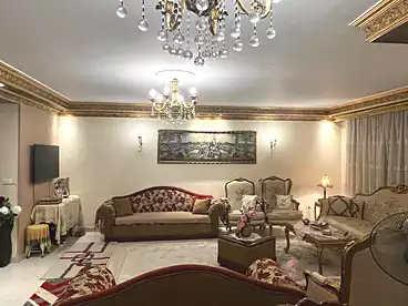 Apartments For sale in Abd El Hameed Badawi St., El Hijaz Square, 250 sqm