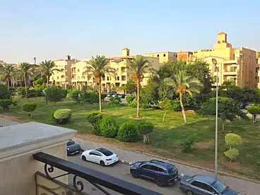 Residential For sale in Abd El Rahman El Sharkawy St., El Banafsag 9, 225 sqm
