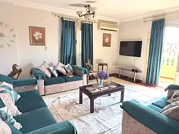 Apartments For rent in Ibn Thabit St, Neighborhood 7th, 180 sqm