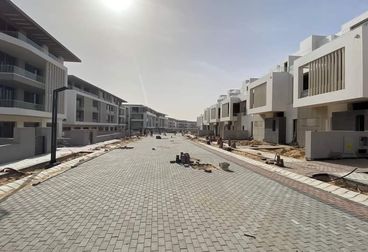 Twin house villa for sale, Ready to move, 4 rooms, in Joulz Sheikh Zayed Compound