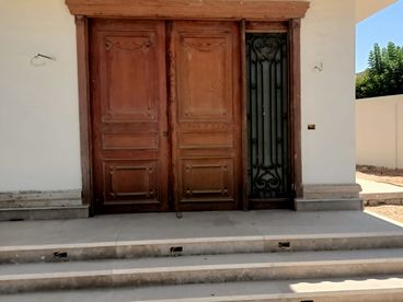 listing-image