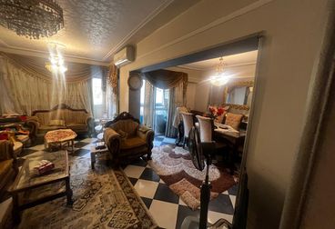 شقة تمليك 103 متر للبيع في شارع أحمد زكي الرئيسي - النزهة الجديدة