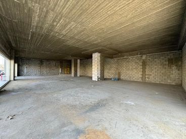 listing-image