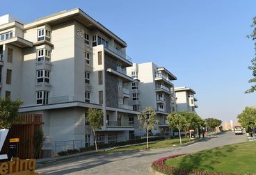 شقة ريسيل للبيع باجمالي 7 مليون فقط مساحة 170م في ماونت فيو اي سيتي التجمع