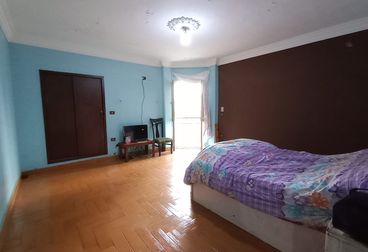 listing-image