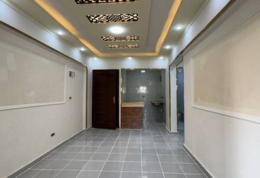 شقه للبيع بشاطئ النخيل