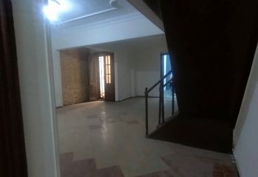 listing-image