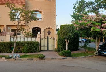 listing-image
