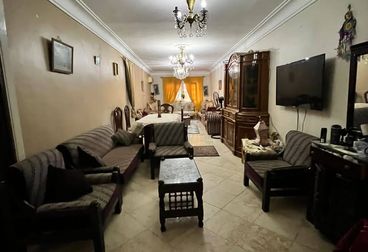 شقه للبيع ١٤٥م بجناكليس