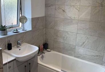 listing-image