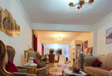 شقة للبيع في الإسكندرية البيطاش شهر العسل  مساحه 120 متر مربع