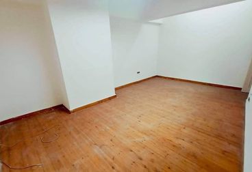 listing-image