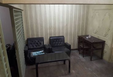 listing-image