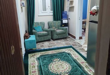 شقة للبيع في حلوان  3 غرف + صالة +  حمام + مطبخ دور تاني