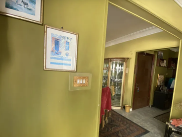 listing-image
