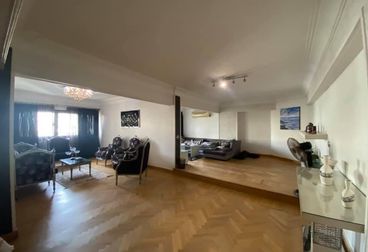 listing-image