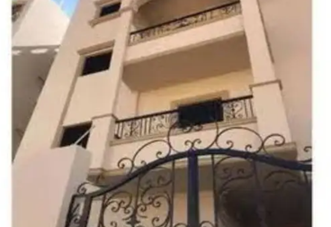 شقة للبيع في العاشر من رمضان