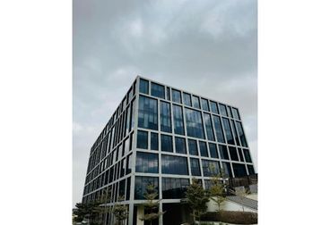 listing-image