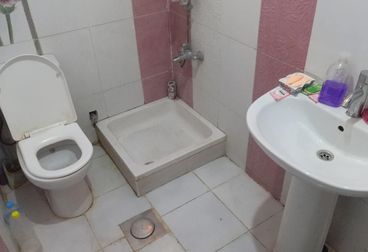 ستوديو للإيجار شارع الخمسين