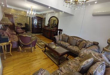 listing-image