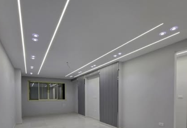 شقة للبيع اول بلكونة تشطيب حديث اول سكن رابع نمرة من الرئيسي ?? ✶ 160 مسـاحـة