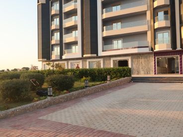 listing-image
