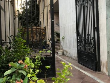 listing-image