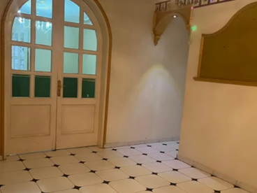 listing-image