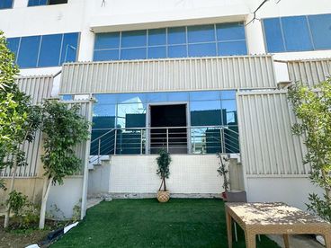 listing-image
